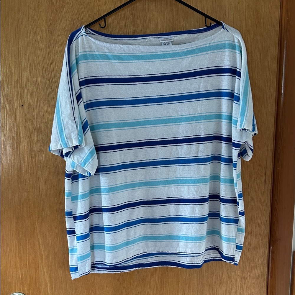 EUC - worn once - onesize boat neck stripe cotton top. Loose fit.